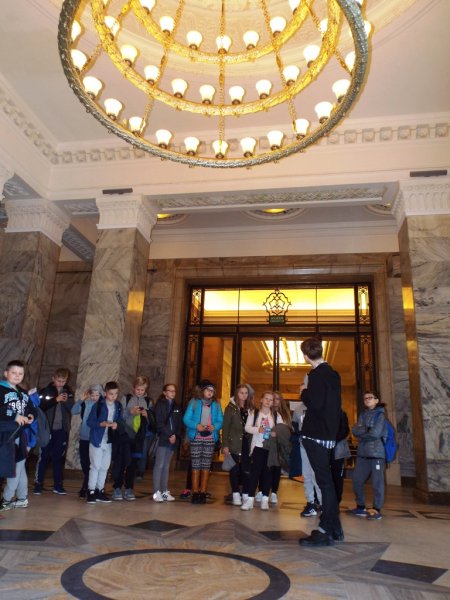 Wycieczka kl 4-6 do PKiN w Warszawie